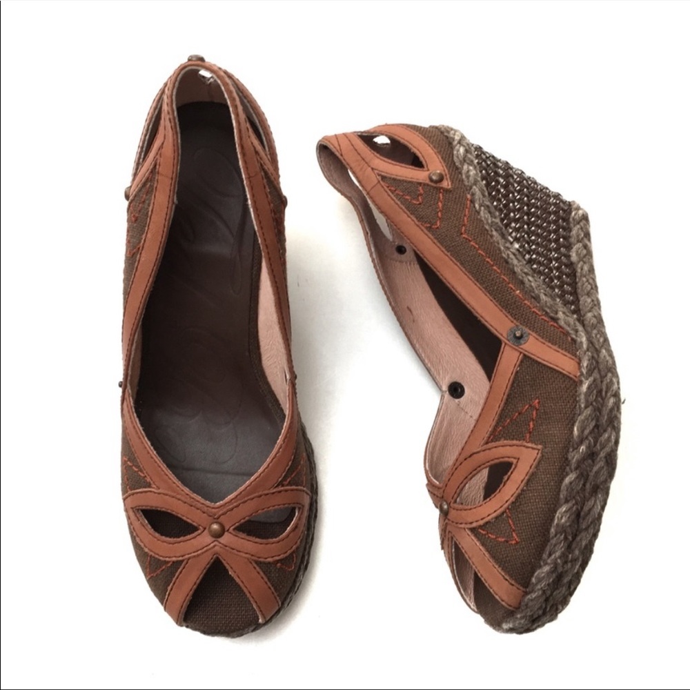 Ted Baker Cut Out Peep Toe Wedge Espadrilles